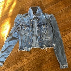Puff shoulder jean jacket